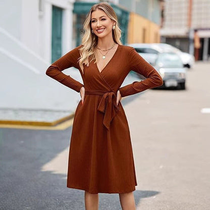 Damen Wickelkleid Längsstreifen Taillengürtel Eveloria