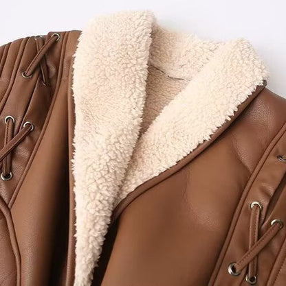 Damen Kunstlederjacke Teddyfutter Schnürdetails