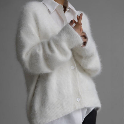 Damen Strickjacke V-Ausschnitt Knöpfe Flauschig Grau Eveloria