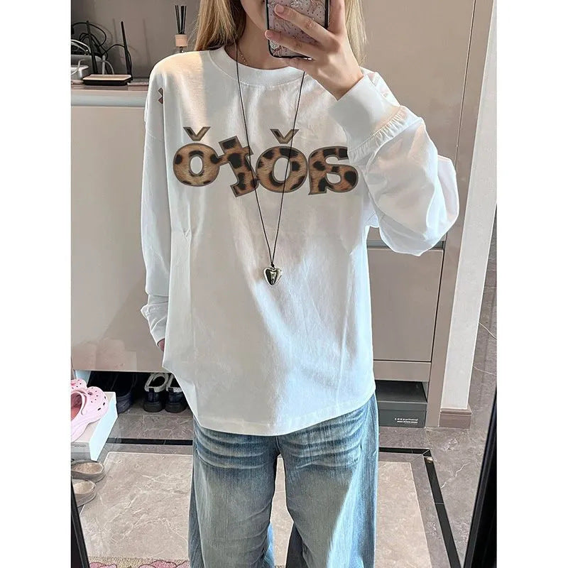Damen Langarmshirt Eveloria Grafikdesign Weiss