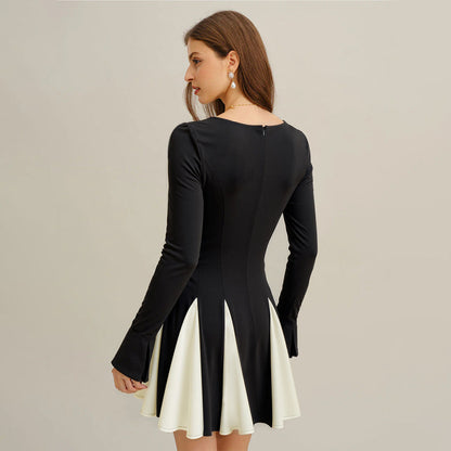 Damen A-Linien Kleid mit Puffärmeln und Farbkontrast