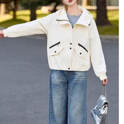 Damen Übergangsjacke mit Kapuze und Taschen Eveloria