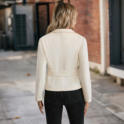 Damen Blazerjacke mit Gürtel und Taschen Eveloria