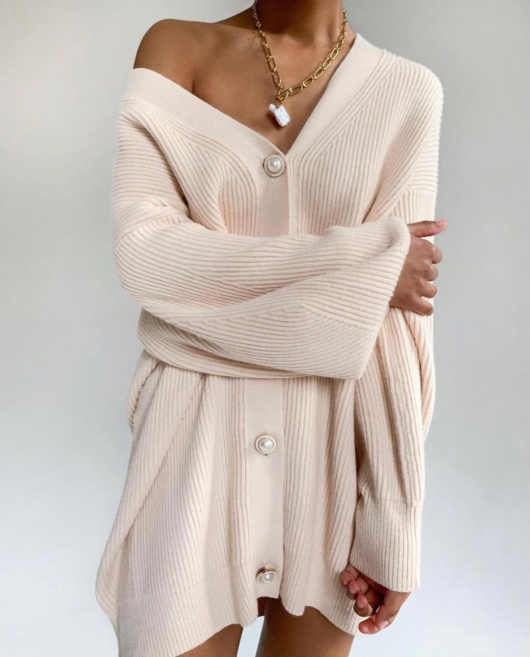 Damen Oversized Strickcardigan mit Dekorativen Knöpfen Beige