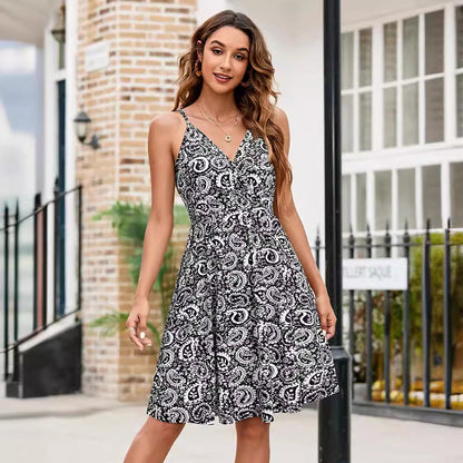 Damen Wickelkleid Zartes Design Verstellbare Träger Eveloria