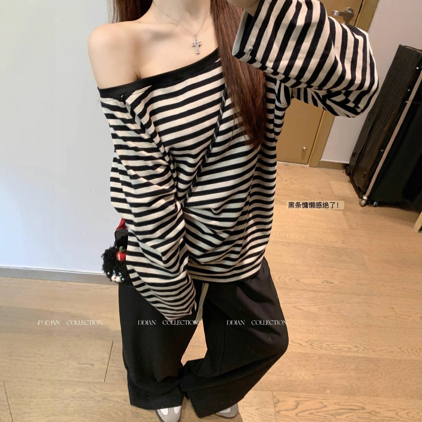 Damen Oversized Off-Shoulder Langarmshirt Streifenmuster Eveloria