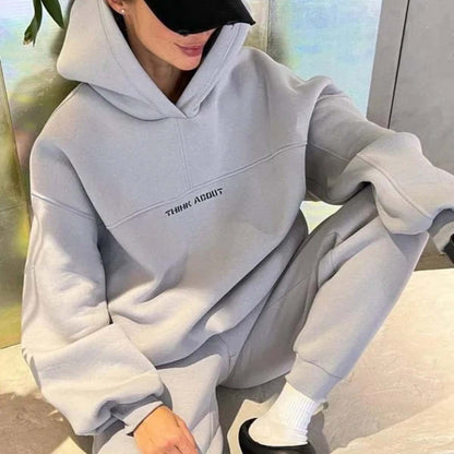 Damen Oversized Hoodie mit Schriftzug hinten Eveloria