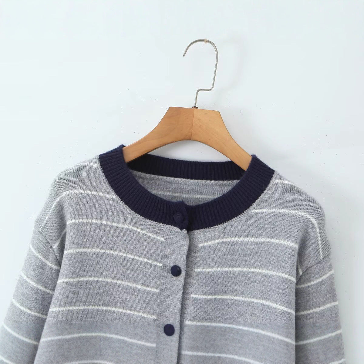 Damen Strickjacke Gestreift Rundhals Knöpfe Eveloria