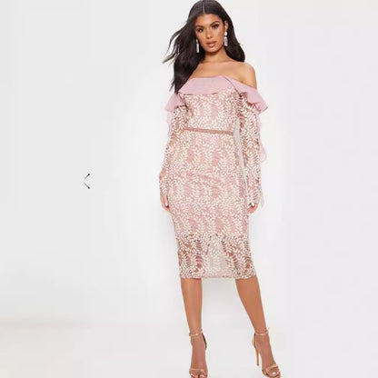 Damen Spitzenkleid Off-Shoulder Rüschen Voluminös Eveloria
