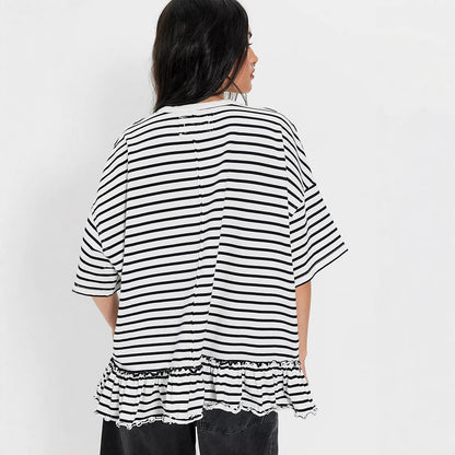 Damen Oversized T-Shirt Streifen Rüschendetail Weiss