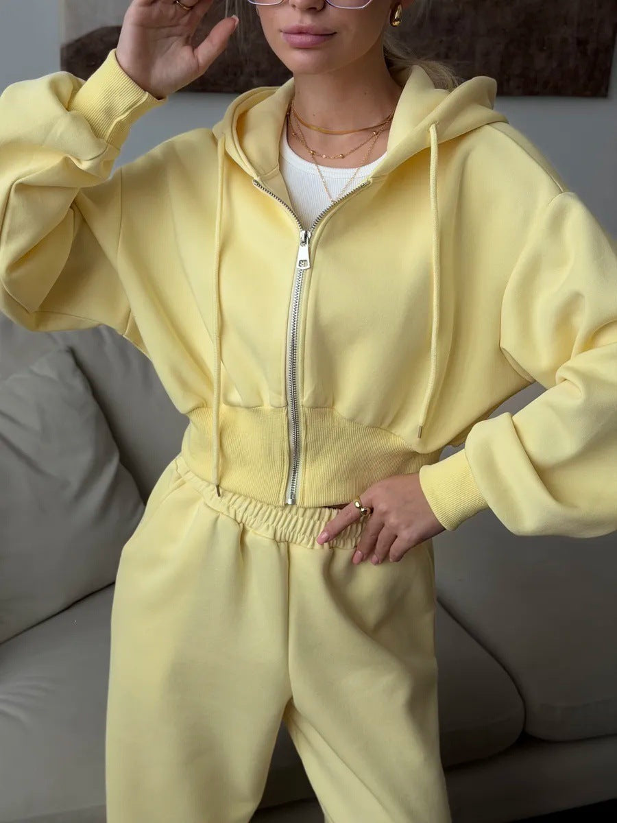 Damen Cropped Sweatoutfit mit Kapuze und Reißverschluss