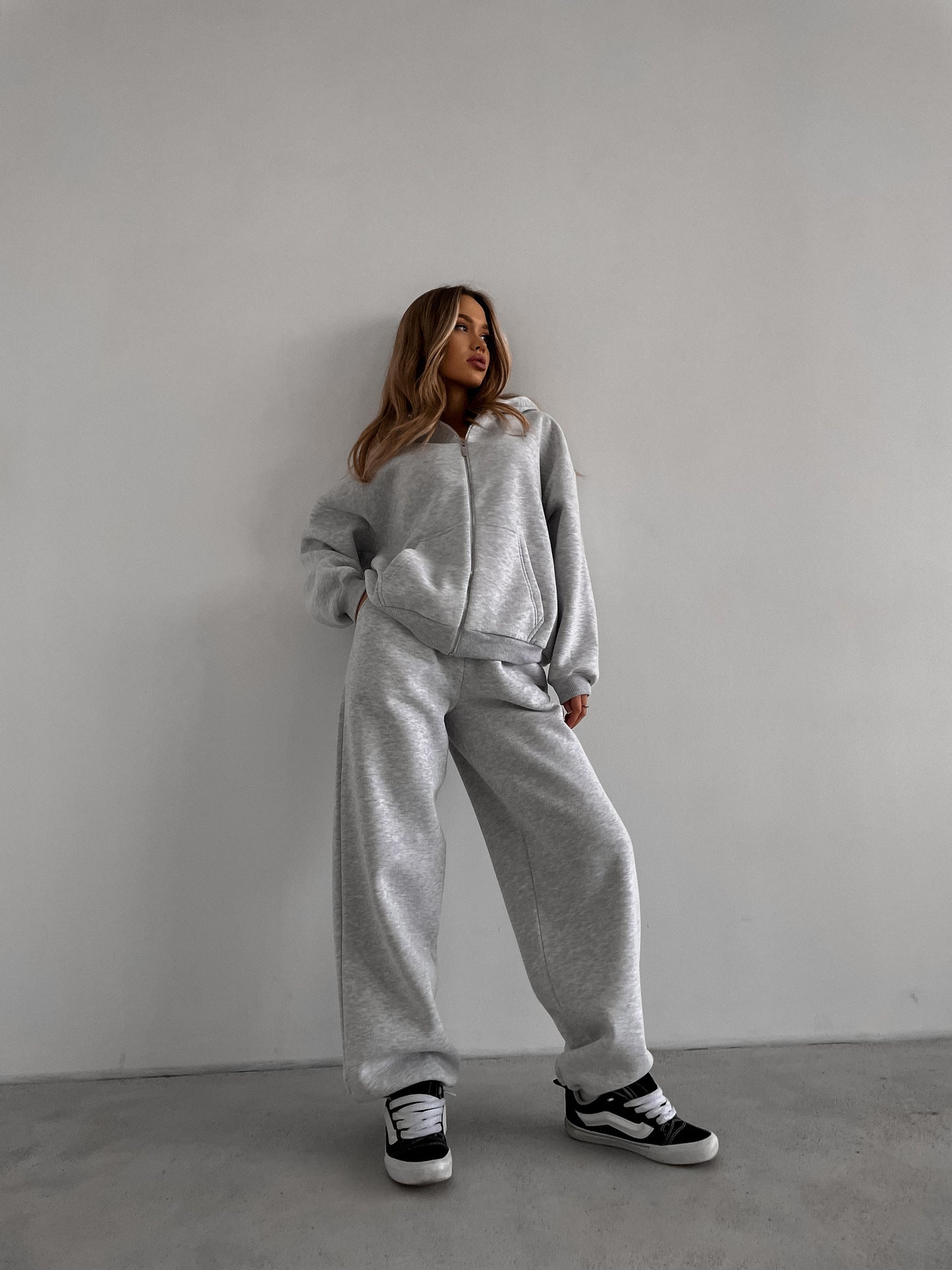 Damen Fleece-Jogginganzug Reißverschluss Weite Hose Eveloria