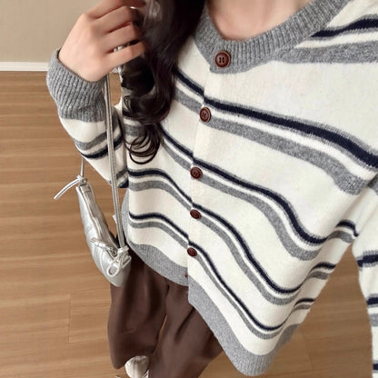 Damen Cardigan Streifenmuster Knöpfe Beige - Eveloria