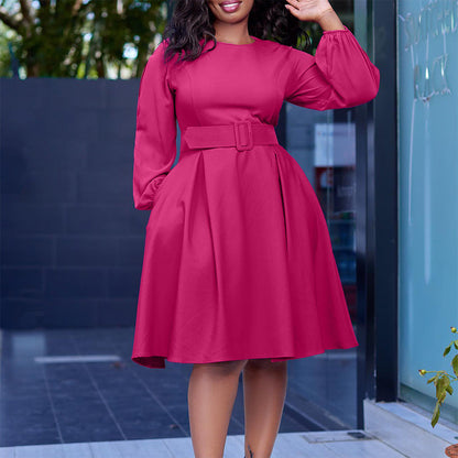 Damen Midi-Kleid mit Ärmeln und Taillengürtel Eveloria - Eveloria