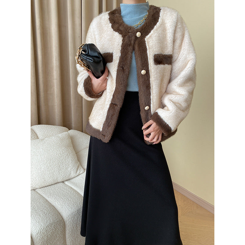Damen Bouclé-Jacke Kuschelig Dekorative Knöpfe Beige - Eveloria