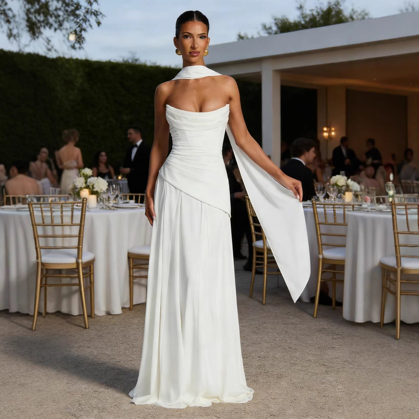Damen Abendkleid mit Wasserfall-Ausschnitt Voluminöser Rock Eveloria
