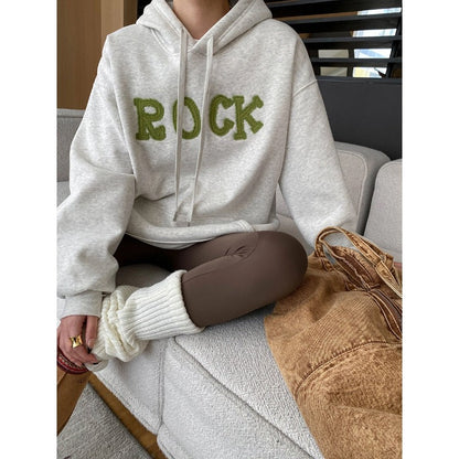 Damen Hoodie Eveloria mit auffälligem Schriftzug