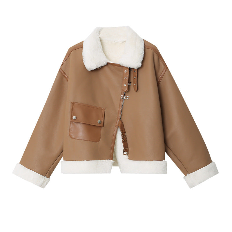 Damen Lammfelljacke Cropped Schnitt mit Druckknöpfen Eveloria