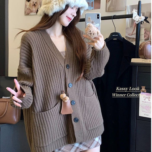 Damen Strickcardigan mit Knöpfen und Taschen Beige - Eveloria