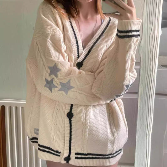 Damen Cardigan Grobstrick Zopfmuster Elegante Knöpfe Beige - Eveloria