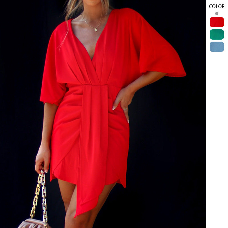 Damen Wickelkleid mit V-Ausschnitt und fließendem Stoff Eveloria - Eveloria