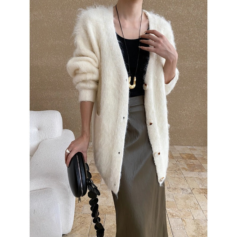 Damen Strickjacke Große Knöpfe Kuschelig Beige - Eveloria