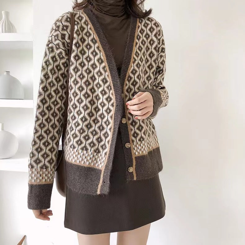Damen Grobstrickjacke Geometrische Muster Knöpfe Beige