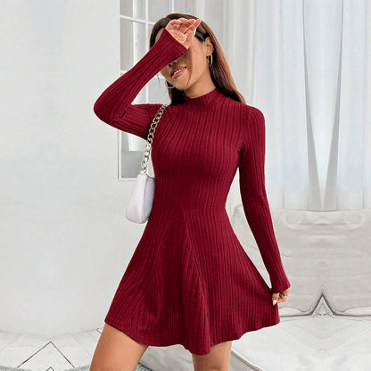 Damen Strickkleid mit Stehkragen Figurumspielend Eveloria