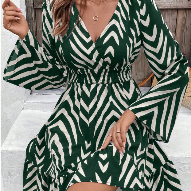 Damen Wickelkleid Voluminöser Rock Eveloria - Eveloria