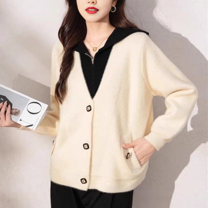 Damen Strickjacke Kuschelig mit Knöpfen Beige - Eveloria