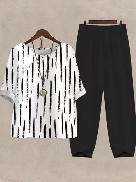 Damen Freizeit Set mit Streifen Oberteil und bequemen Hosen