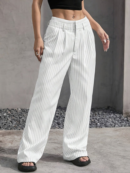 Damen Hochwasserhose klassisch mit schrägen Taschen Eveloria
