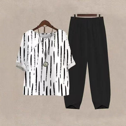 Damen Freizeit Set mit Streifen Oberteil und bequemen Hosen