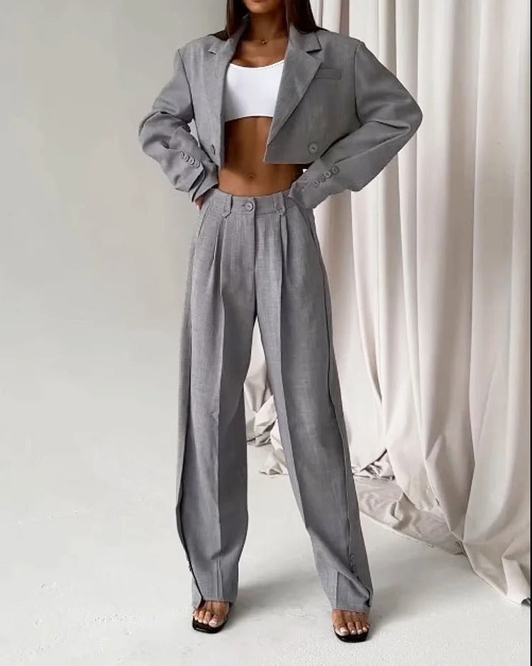 Damen Oversized Blazer Ensemble mit hoch taillierten Hosen Eveloria