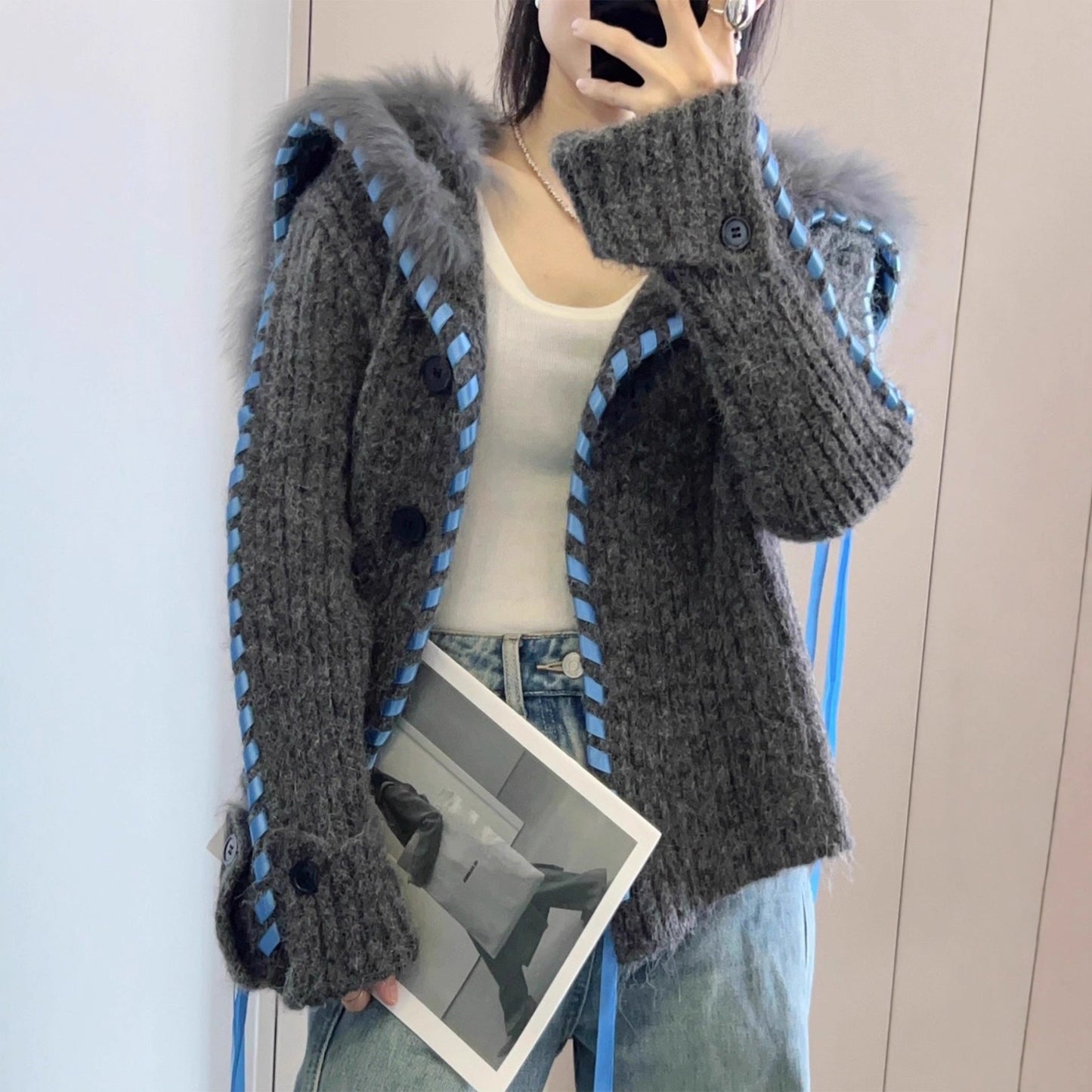 Damen Strickjacke mit Kapuze und Kunstfell