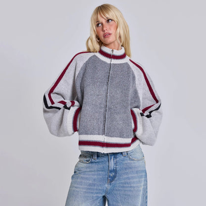 Damen Sweater mit Team-Emblem aus Strickstoff von Eveloria