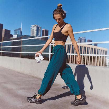 Damen Cargo-Trainingshose Elastischer Bund Weite Beine Schwarz - Eveloria
