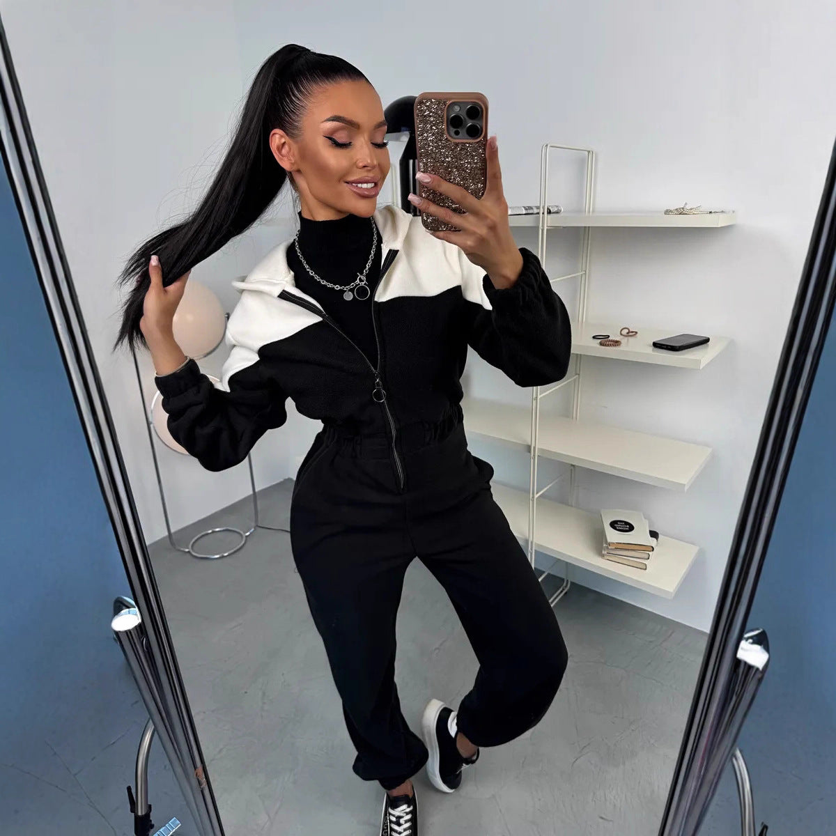 Damen Fleece-Overall mit Reißverschluss und Kapuze Eveloria