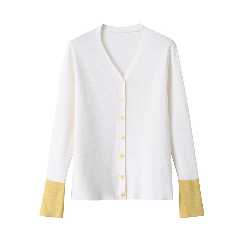 Damen Strickjacke mit Kontrastärmeln und Knöpfen
