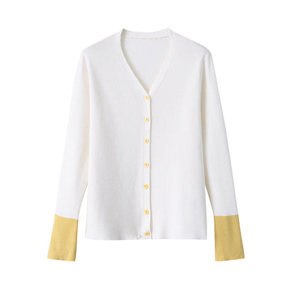 Damen Strickjacke mit Kontrastärmeln und Knöpfen