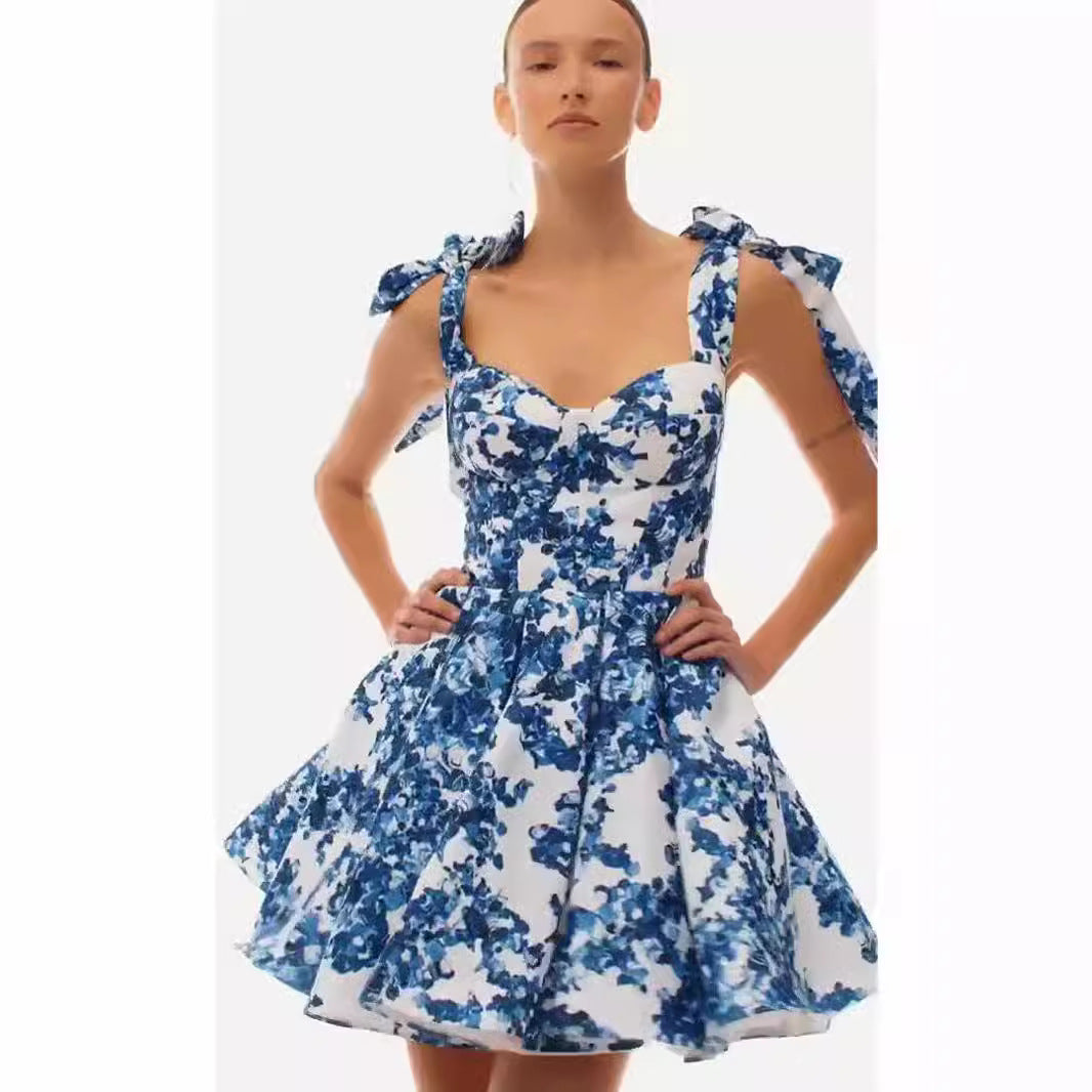 Damen Minikleid Floralmuster Raffinierte Träger Rosa - Eveloria