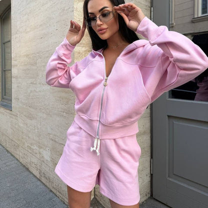 Damen Jogginganzug mit Hoodie und lockeren Shorts - Eveloria