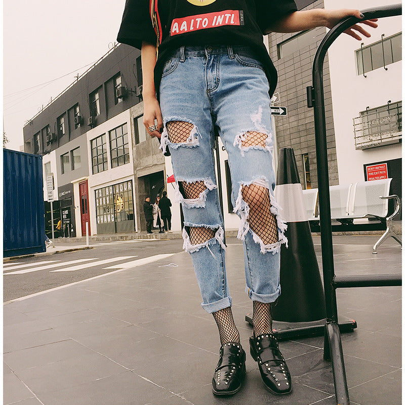 Damen Destroyed Jeans Eveloria wird zu:
Damen Ripped Jeans Eveloria
