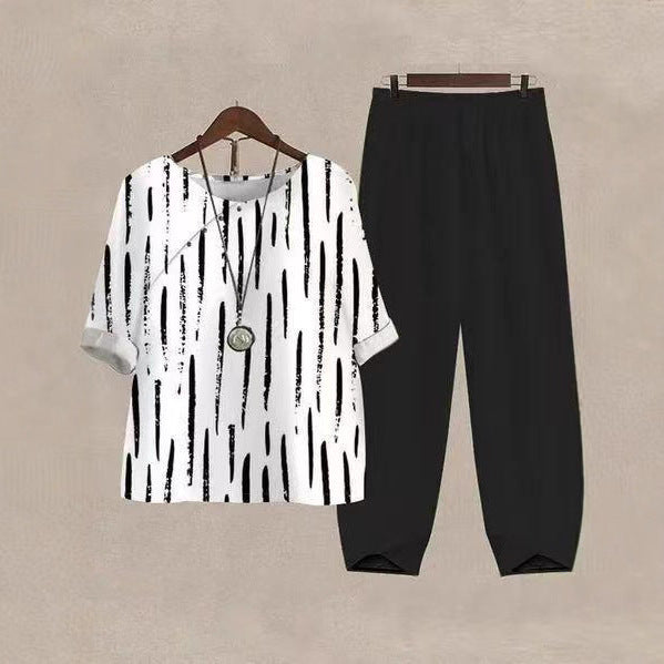Damen Freizeit Set mit Streifen Oberteil und bequemen Hosen - Eveloria