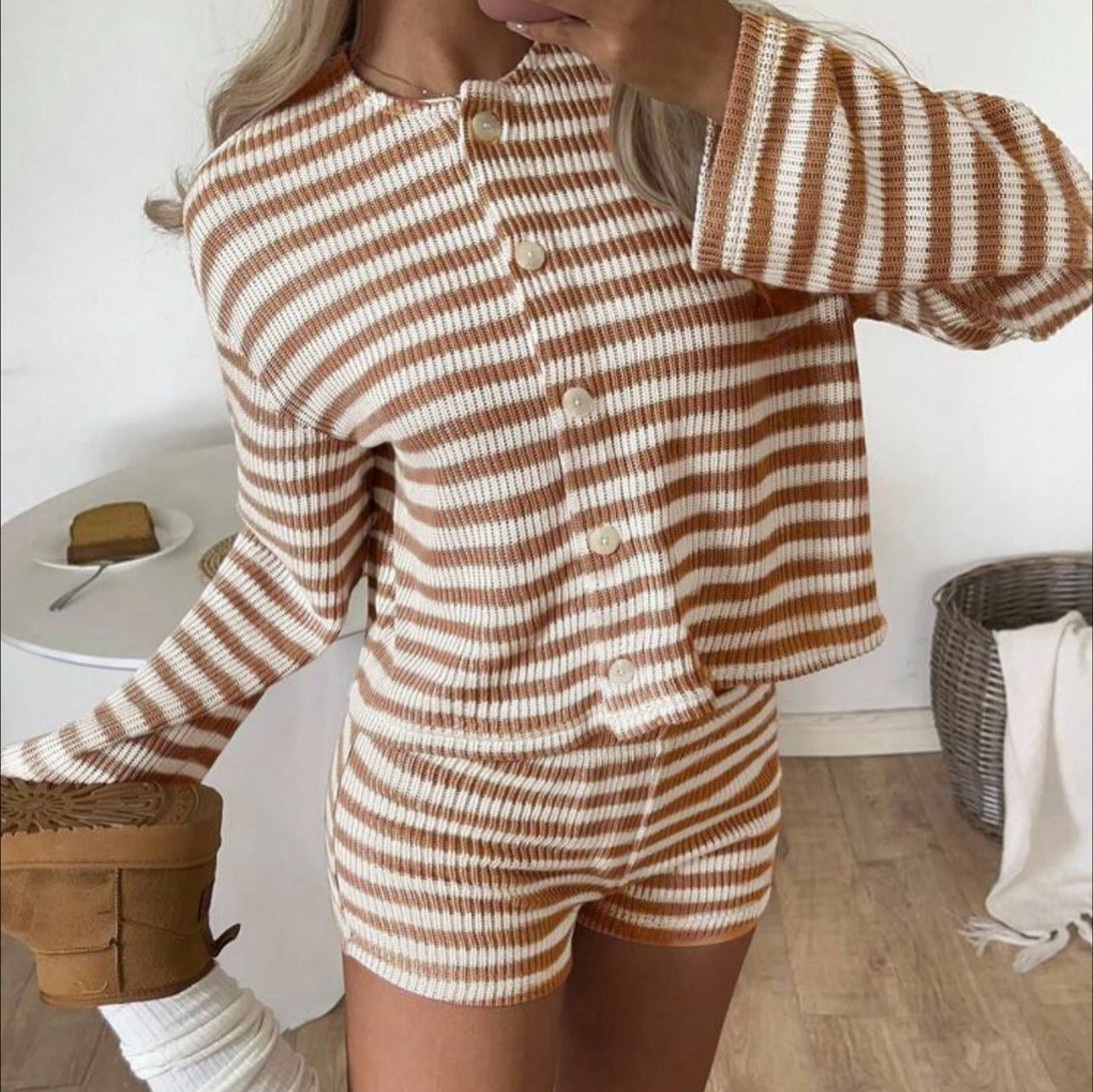 Damen Freizeit-Oberteil und Shorts-Set Streifenmuster Eveloria - Eveloria
