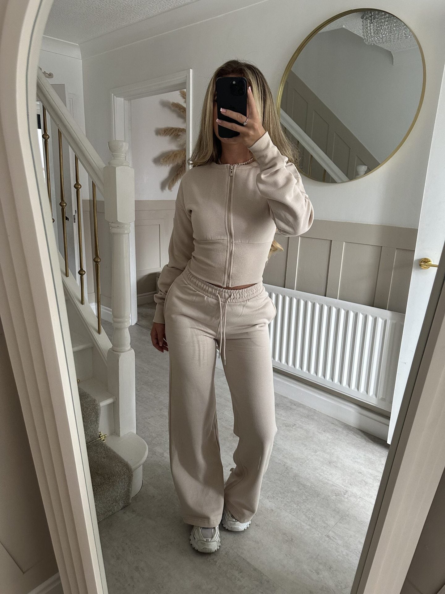 Damen Cropped Hoodie Jogginghose Set Elastischer Bund Eveloria