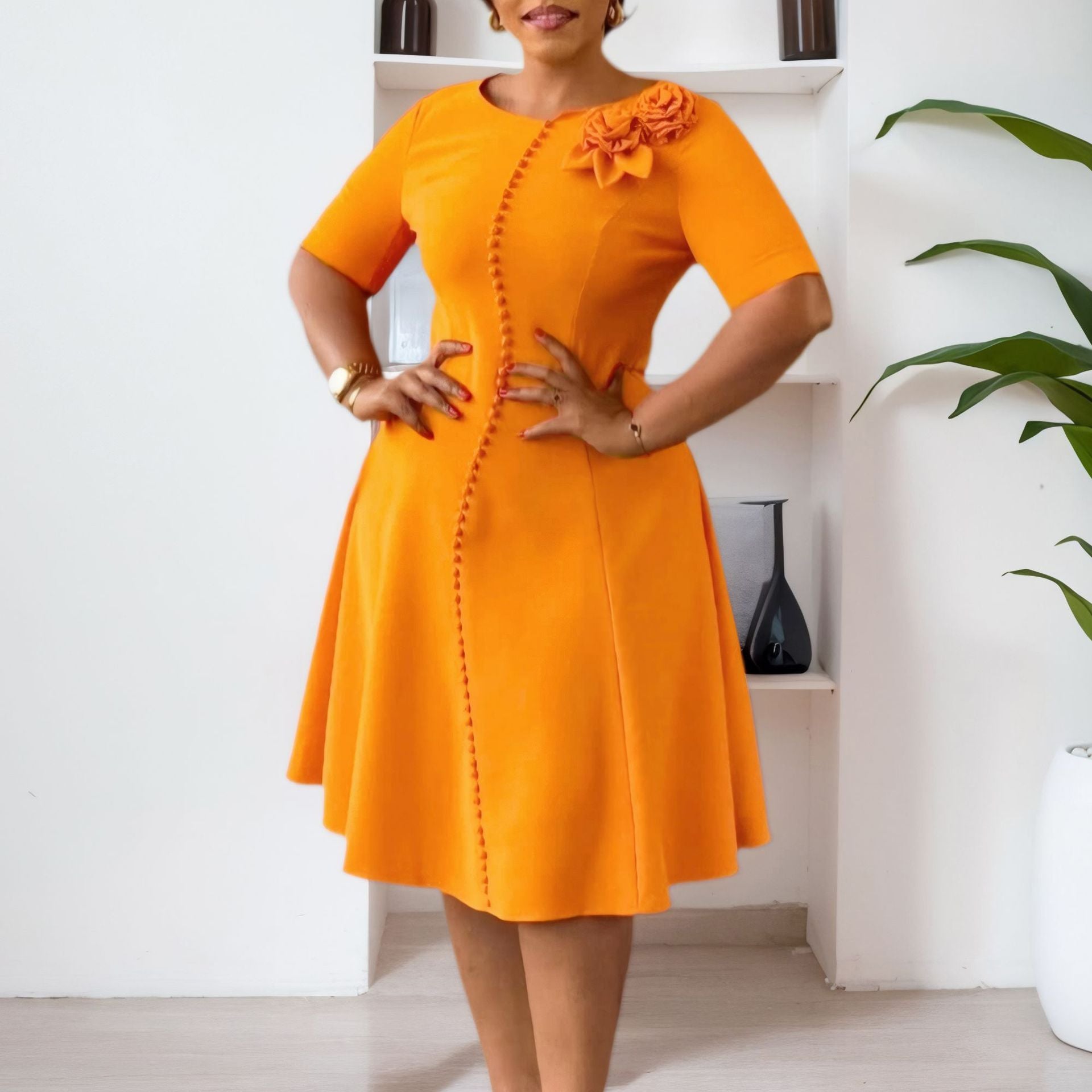 Damen A-Linien Kleid mit Knöpfen und Blumenmuster - Eveloria