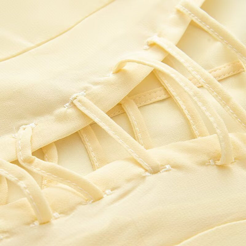 Damen Bluse mit Schnürdetail und weiten Ärmeln Eveloria
