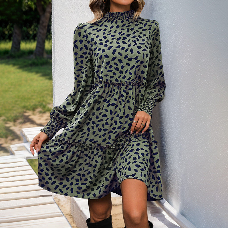 Damen Midi-Kleid Rüschendetails Langer Arm Eveloria