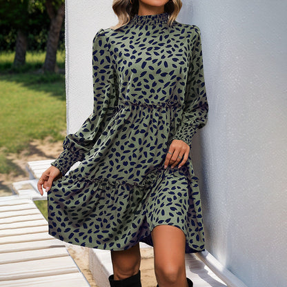 Damen Midi-Kleid Rüschendetails Langer Arm Eveloria